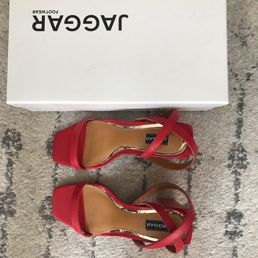 JAGGAR Squared Block Heel in Red